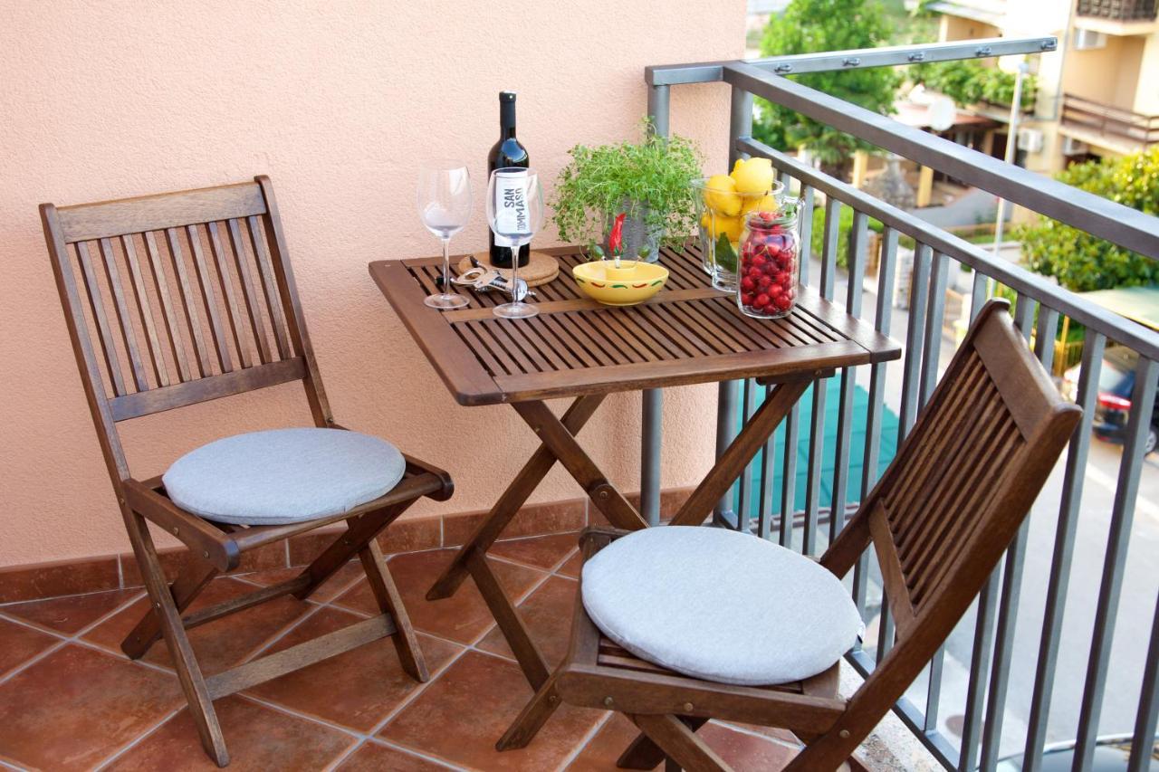 Apartment Leonardo Rovinj Bagian luar foto