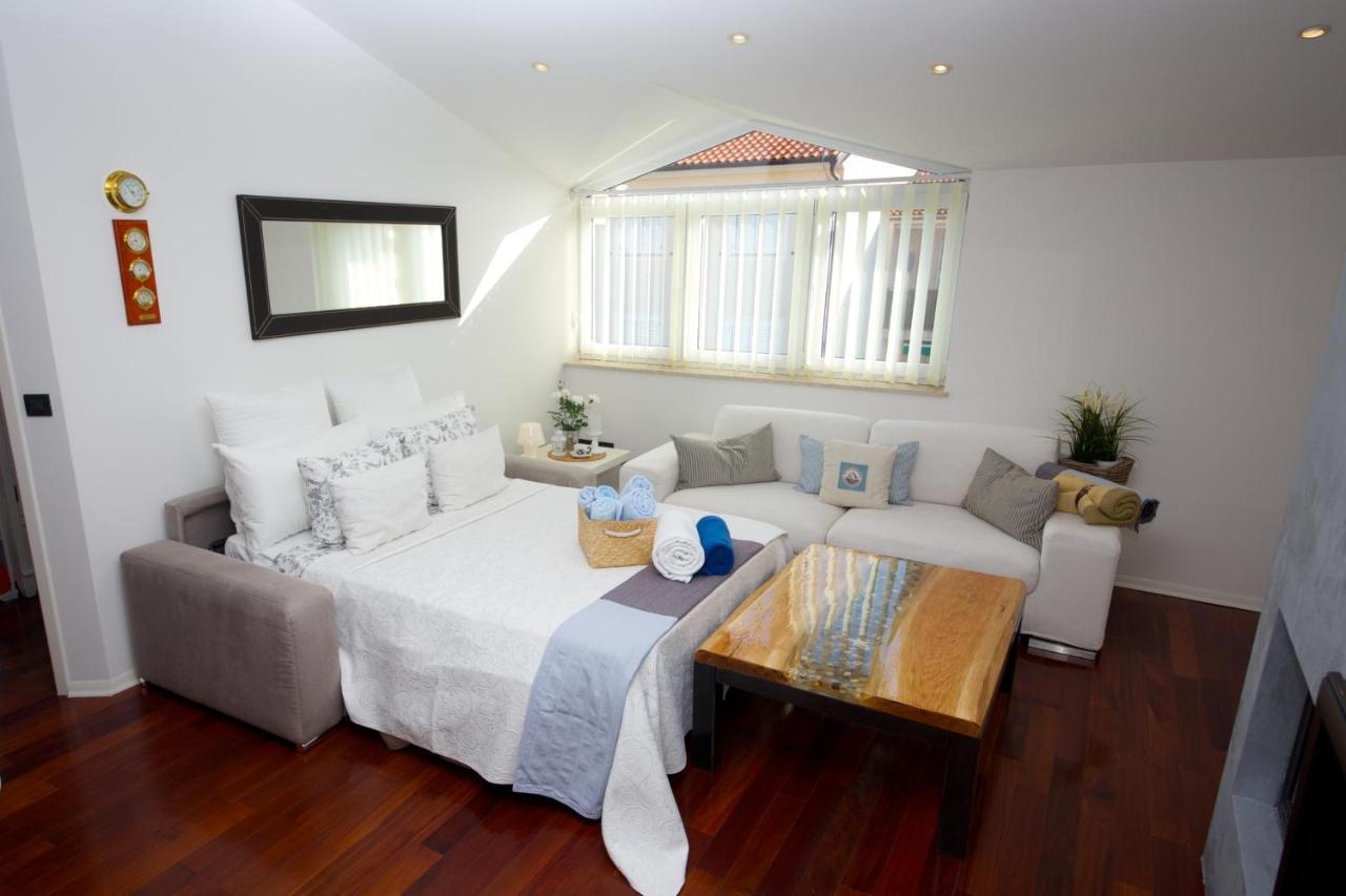 Apartment Leonardo Rovinj Bagian luar foto