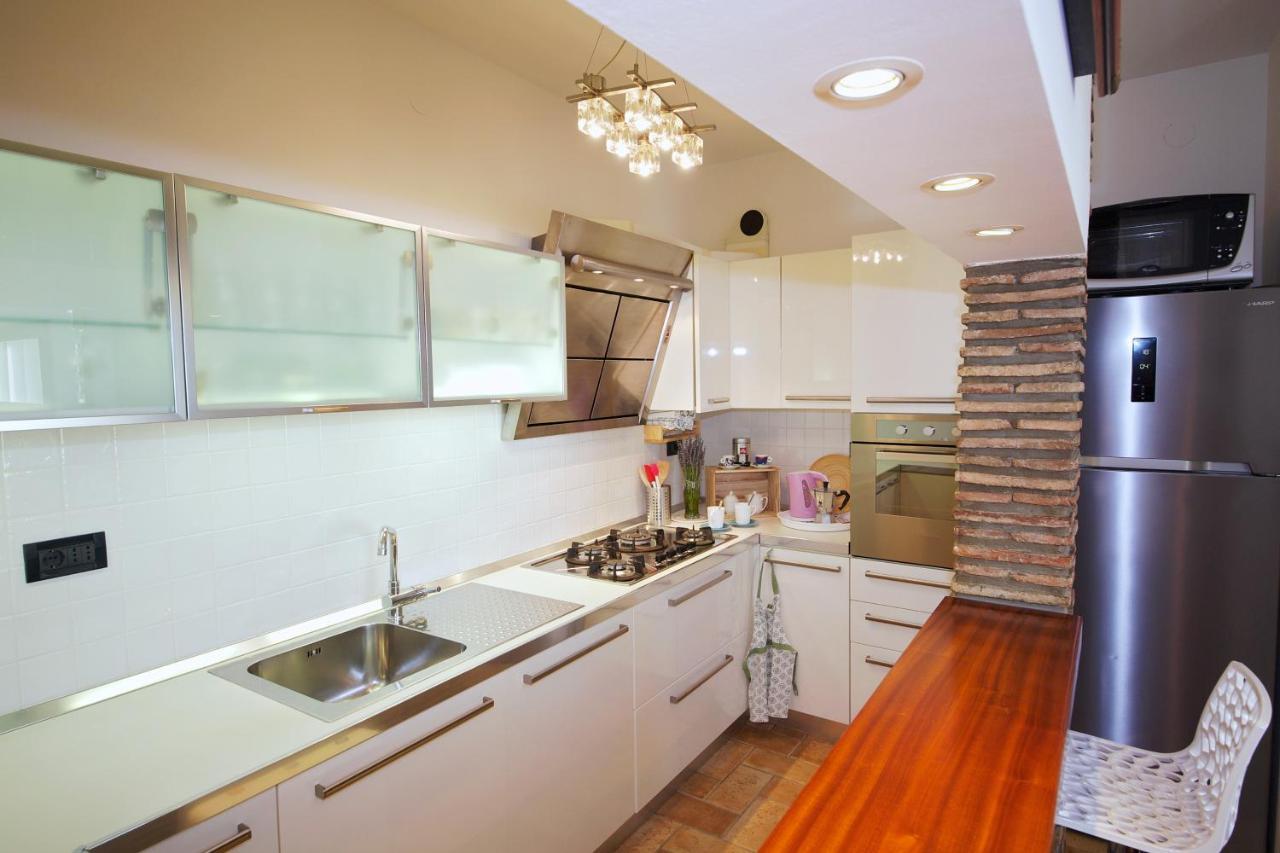 Apartment Leonardo Rovinj Bagian luar foto